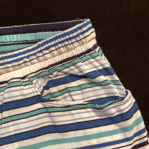 Cotton mini skirt, size L, Max Studio. - Picture 3 of 3